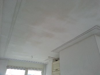plafond nog in droogproces